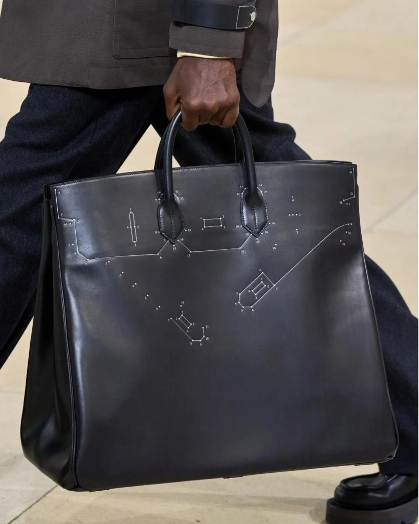 Hermès HAC bag in the "Connect the Dots" design