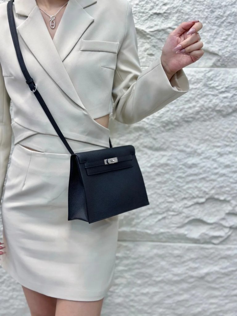 Kelly Danse Hermès worn as a crossbody bag