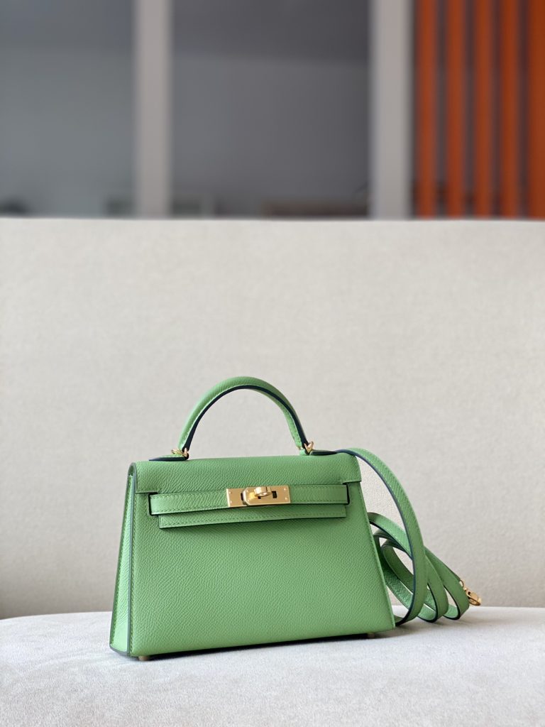 KELLY 25CM IN VERT VERTIGO EPSOM CALFSKIN GOLD HARDWARE